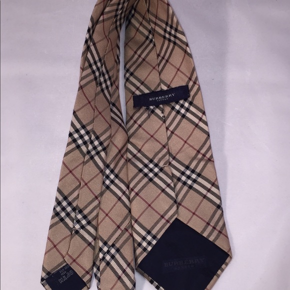 Men’s Cream Burberry Nova Check Tie - Picture 2 of 5